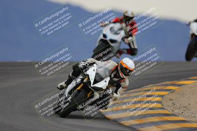 media/Jan-14-2023-SoCal Trackdays (Sat) [[497694156f]]/Turn 12 (120pm)/